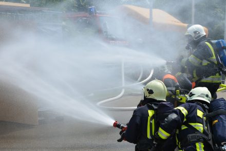 Wie viele Brandschutzhelfer muss ein Unternehmen haben?
